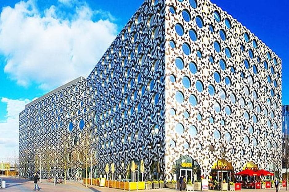 Ravensbourne University London background